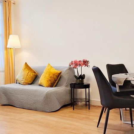 Blossom Apartment With Garden Londres Exterior foto